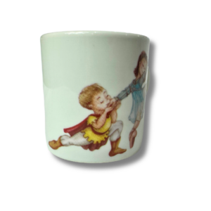 Caneca Porcelana 201 NeH Romeu e Julieta